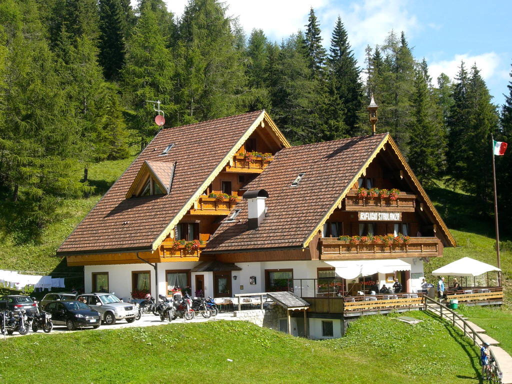 Rifugio Passo Staulanza Hotel Zoldo Alto Eksteriør billede
