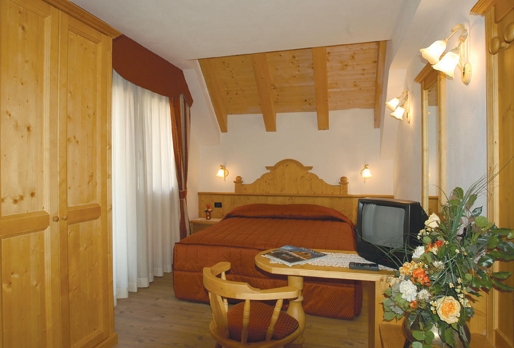 Rifugio Passo Staulanza Hotel Zoldo Alto Værelse billede